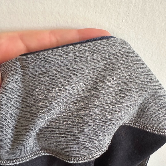 Outdoor Voices Navy/Gray Colorblock Athletic Running Yoga Leggings size Large - Picture 7 of 7